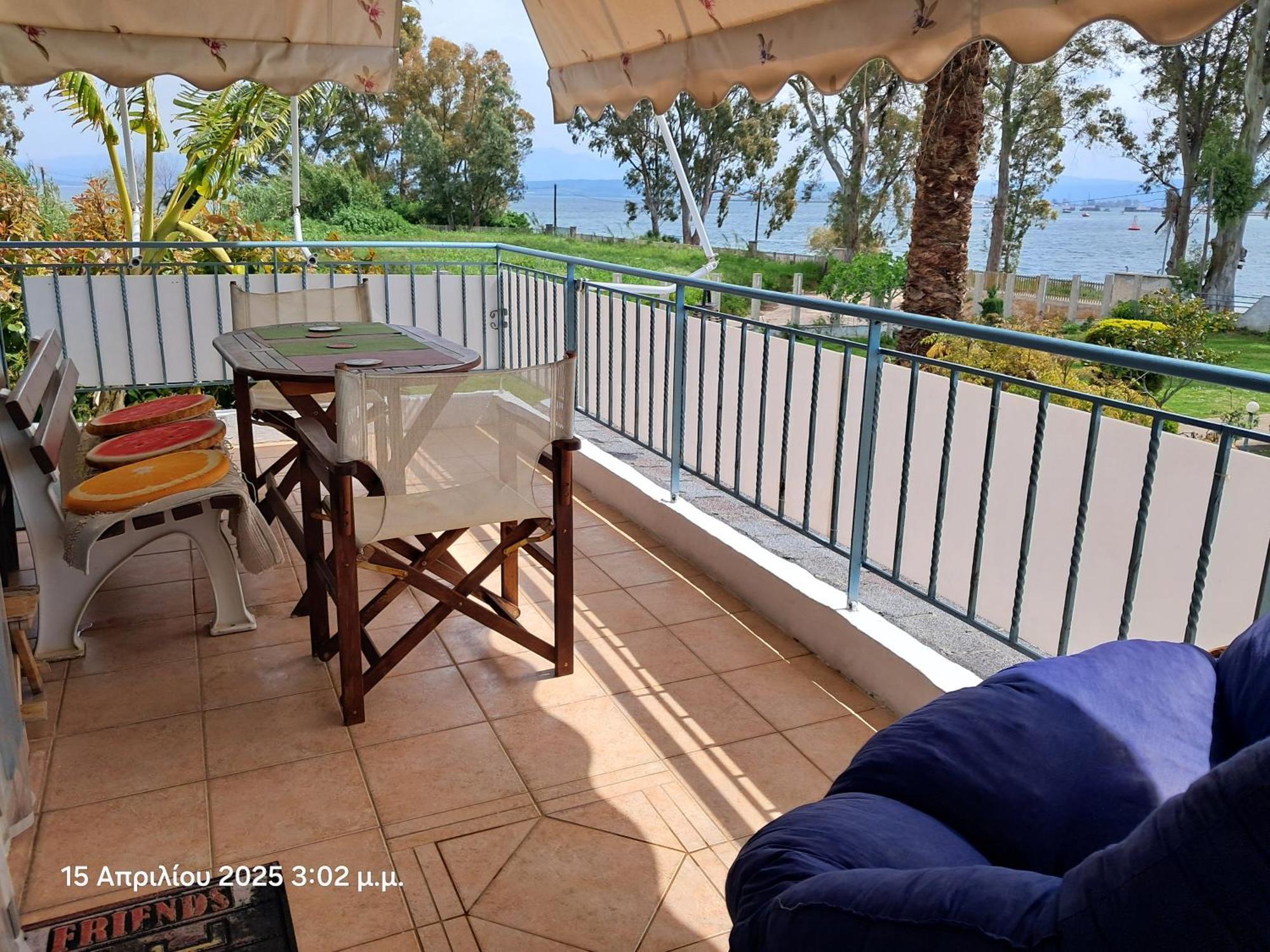 Top Floor On Villa, 3' From Center, By The Sea! Host Is Efi Kwsta بريفيزا المظهر الخارجي الصورة
